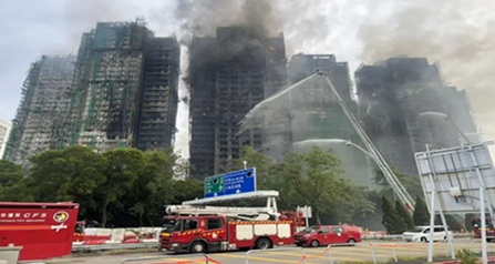 香港大火增至128死 2维修工程顾问公司董事被拘捕 香港大火增至128死 2维修工程顾问公司董事被拘捕