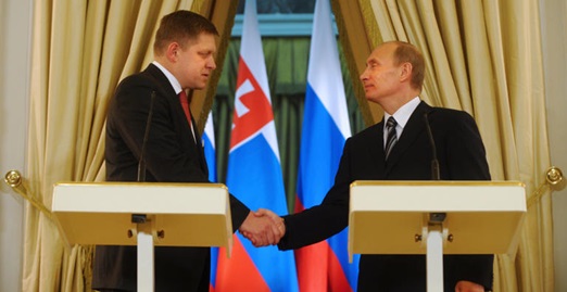 斯洛伐克总理向乌克兰抱怨停止从卢克石油公司运输俄罗斯石油