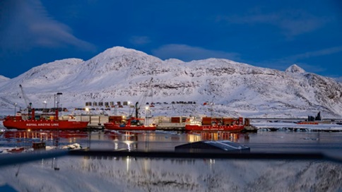 特朗普：美国需要格陵兰岛，以免它落入中国或俄罗斯手中。