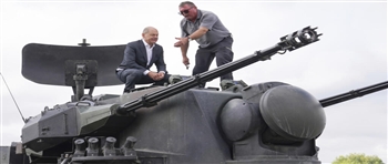 朔尔茨与普京通话 德国将对乌额外提供7辆猎豹式防空坦克