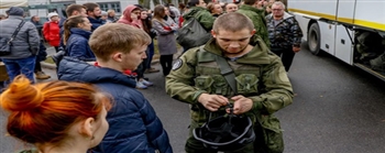 据报道,随着俄罗斯战场损失增加,克里姆林宫计划强制征召预备役 据报道,随着俄罗斯战场损失增加,克里姆林宫计划强制征召预备役