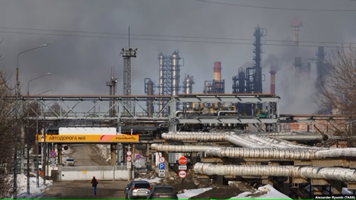 乌克兰SBU表示支持对俄罗斯炼油厂的大规模袭击