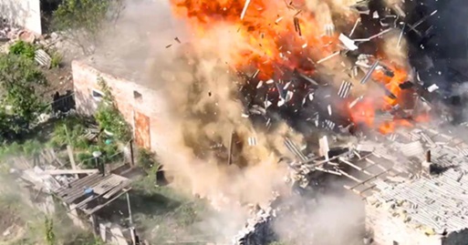 乌克兰无人机袭击摧毁了顿涅茨克的俄罗斯总部，紧张局势升级