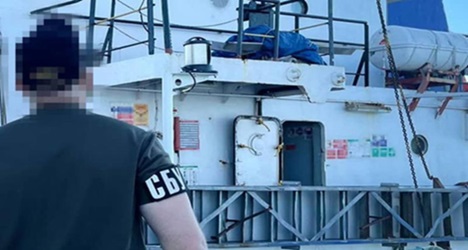 乌克兰安全局拘留从克里米亚偷窃乌克兰粮食的非洲货船船长