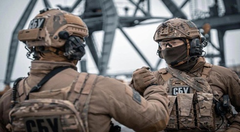 乌克兰SBU特战队员在波克罗夫斯克附近进行精确打击：据报道俄罗斯损失惨重