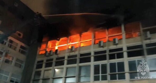 普京的重要电子工厂起火，俄罗斯陷入恐慌