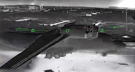 乌克兰称克里米亚空袭击中了罕见的俄罗斯无人机、雷达和飞机