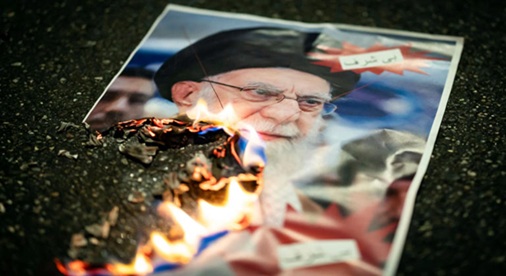 伊斯兰共和国的梦想已死,即使阿亚图拉依然坚持 伊斯兰共和国的梦想已死,即使阿亚图拉依然坚持