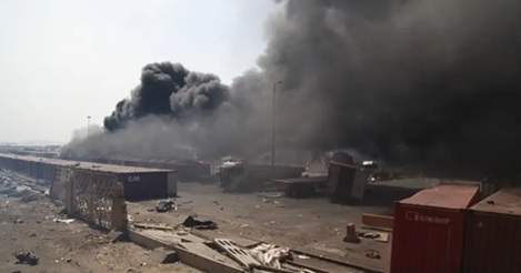 美国摧毁伊朗在霍尔木兹海峡的基地,革命卫队称航道关闭 美国摧毁伊朗在霍尔木兹海峡的基地,革命卫队称航道关闭