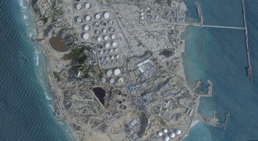 特朗普宣布摧毁伊朗卡尔格岛的军事设施