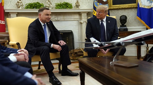 特朗普将与波兰总统杜达会面，北约领导人呼吁为乌克兰提供更多支持