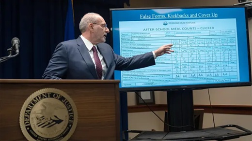 联邦调查局向明尼苏达州调派资源,局长帕特尔称这起2.5亿美元的诈骗计划是“冰山一角” 联邦调查局向明尼苏达州调派资源,局长帕特尔称这起2.5亿美元的诈骗计划是“冰山一角”