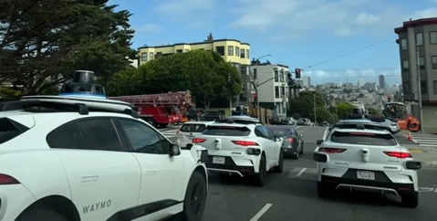 旧金山网约车司机抗议无人车 盼政府一视同仁加强监管